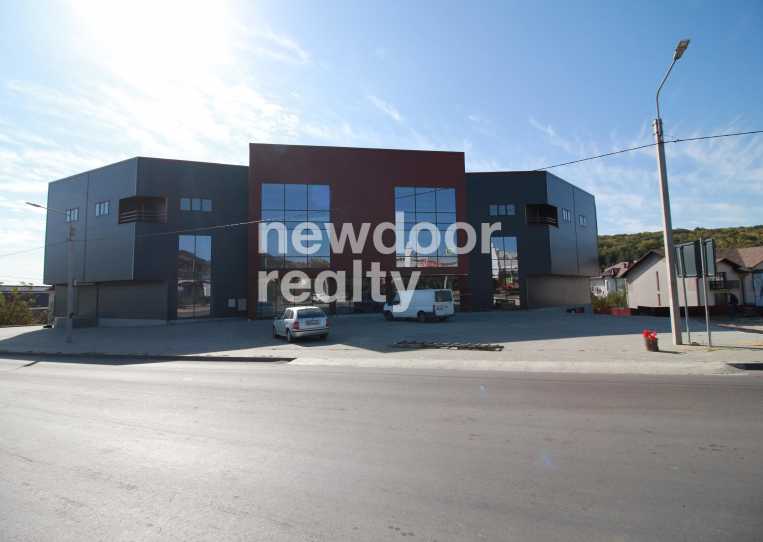 Коммерческая площадь