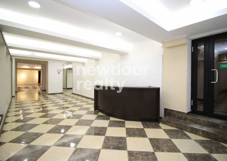 Коммерческая площадь