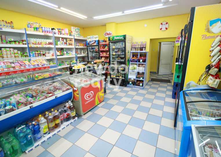 Коммерческая площадь