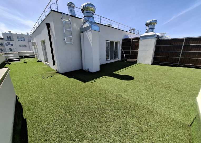 Квартира - 4 комнаты